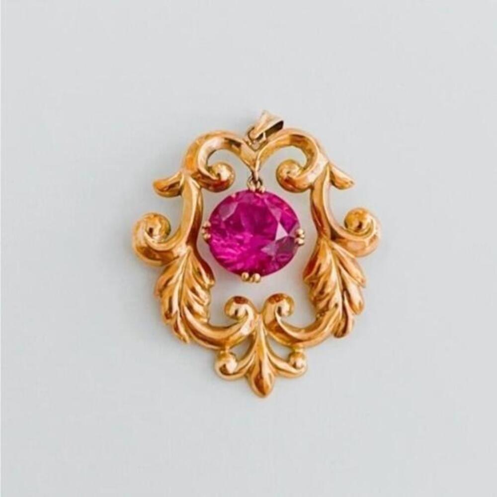 Antique Chinese Gold & Pink Sapphire Pendant